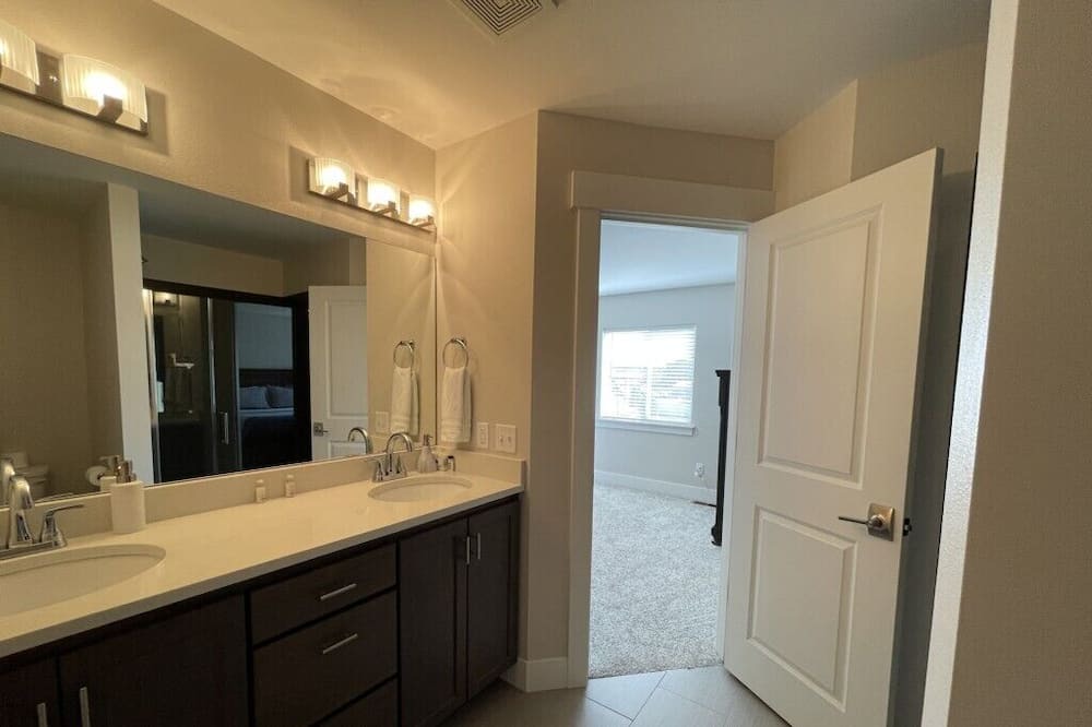 Photo of Bathroom in Wenatchee