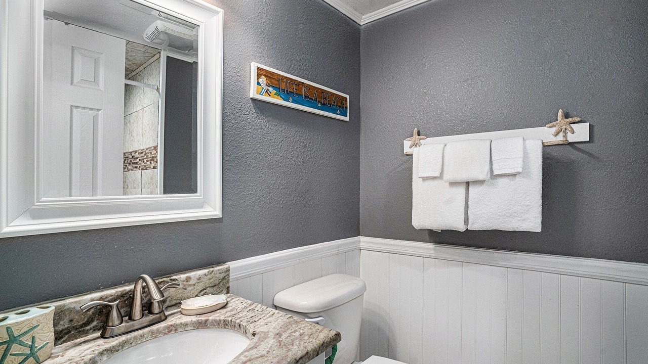 Photo of Bathroom in Garden City
