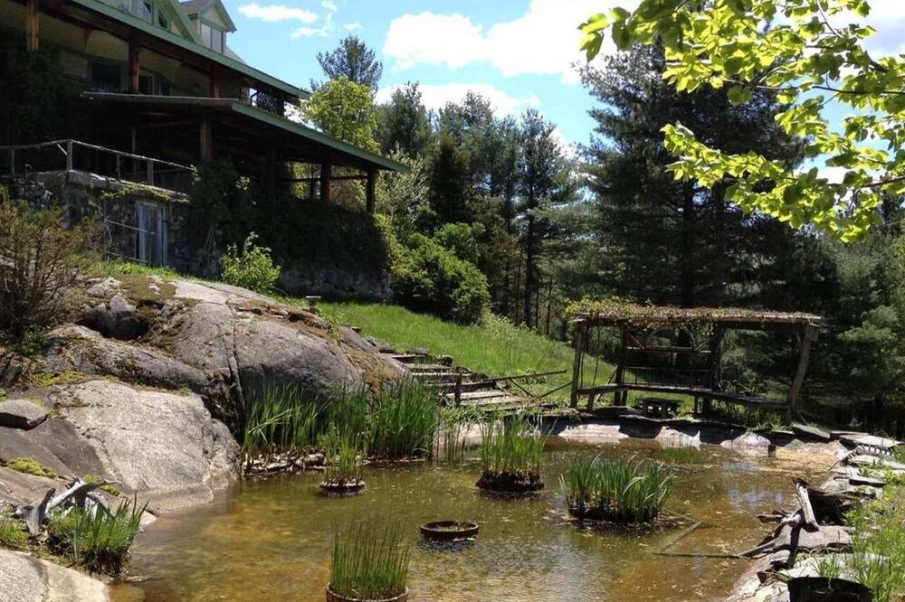 Photo of Outdoor in Elizabethtown