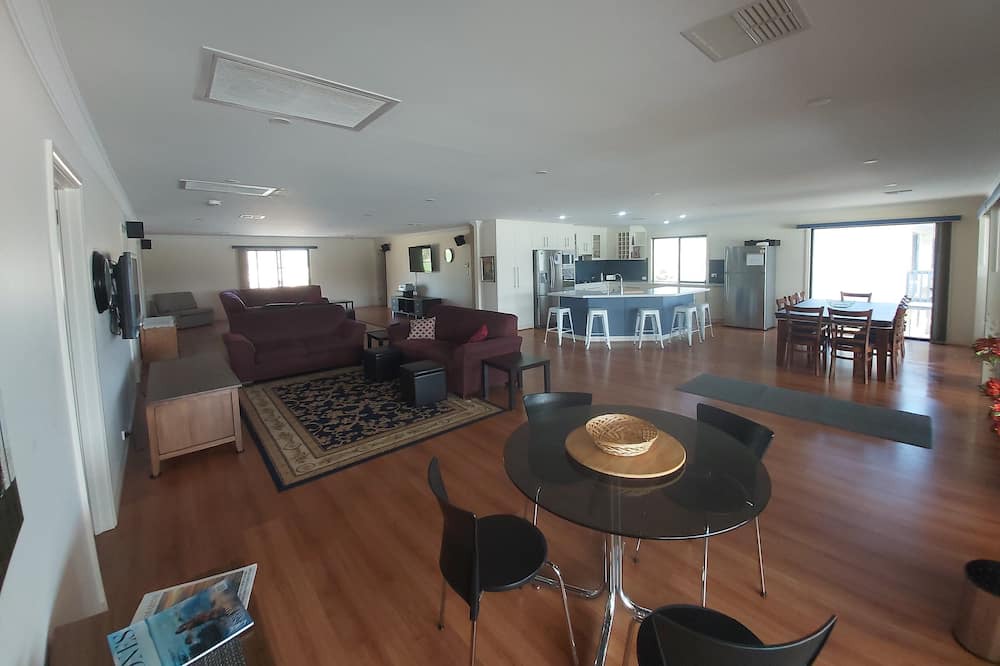 Photo of Livingroom in Swan Reach
