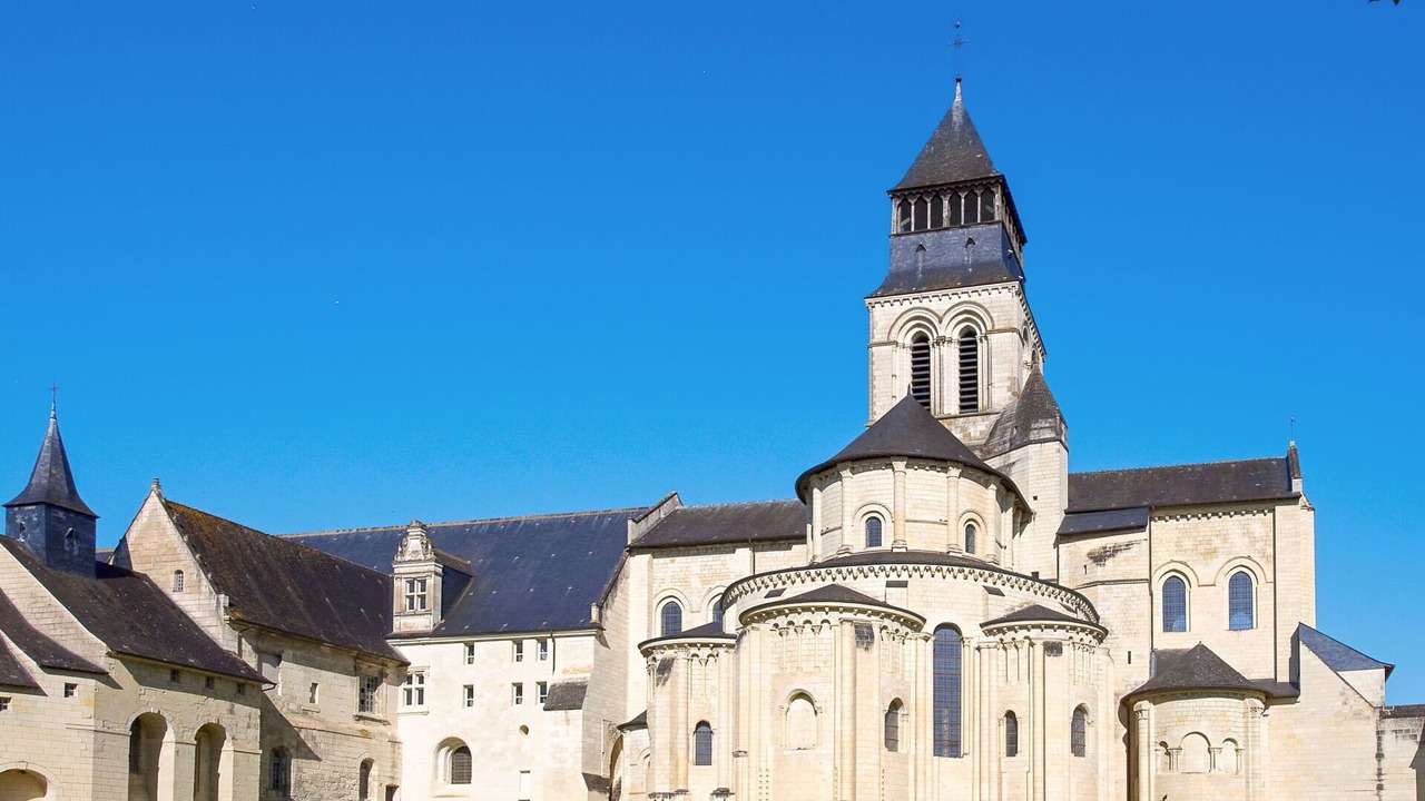 Photo of Others in Chinon