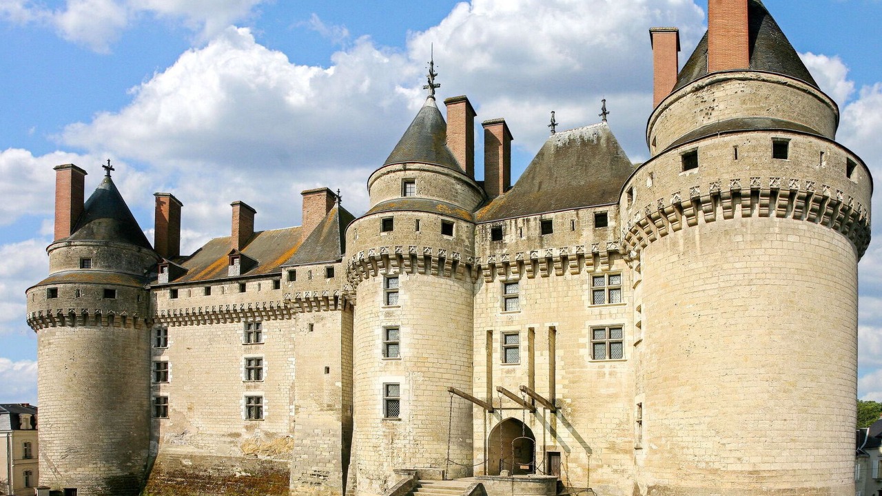 Photo of Others in Chinon