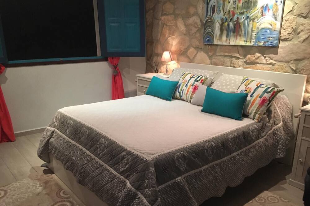 Photo of Bedroom in Montserrat