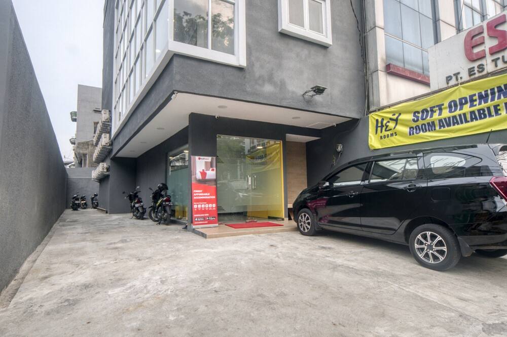 Photo of Outdoor in Gambir
