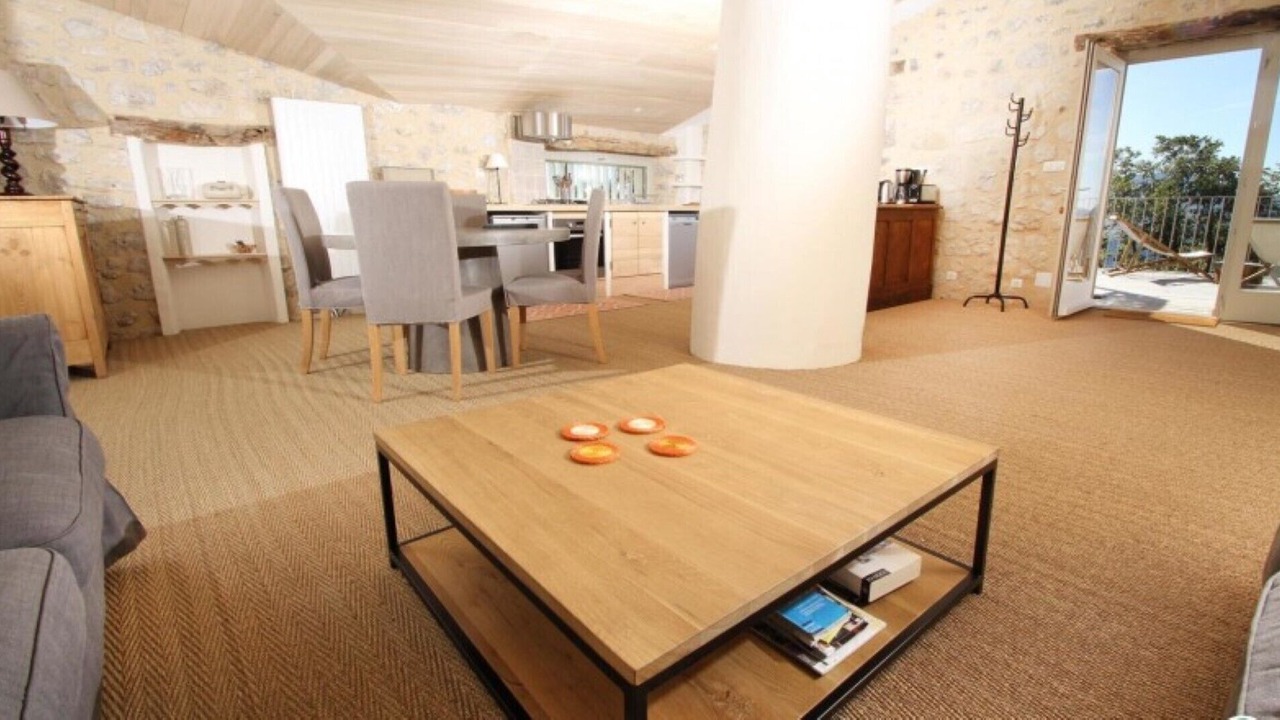 Photo of Others in Arpavon