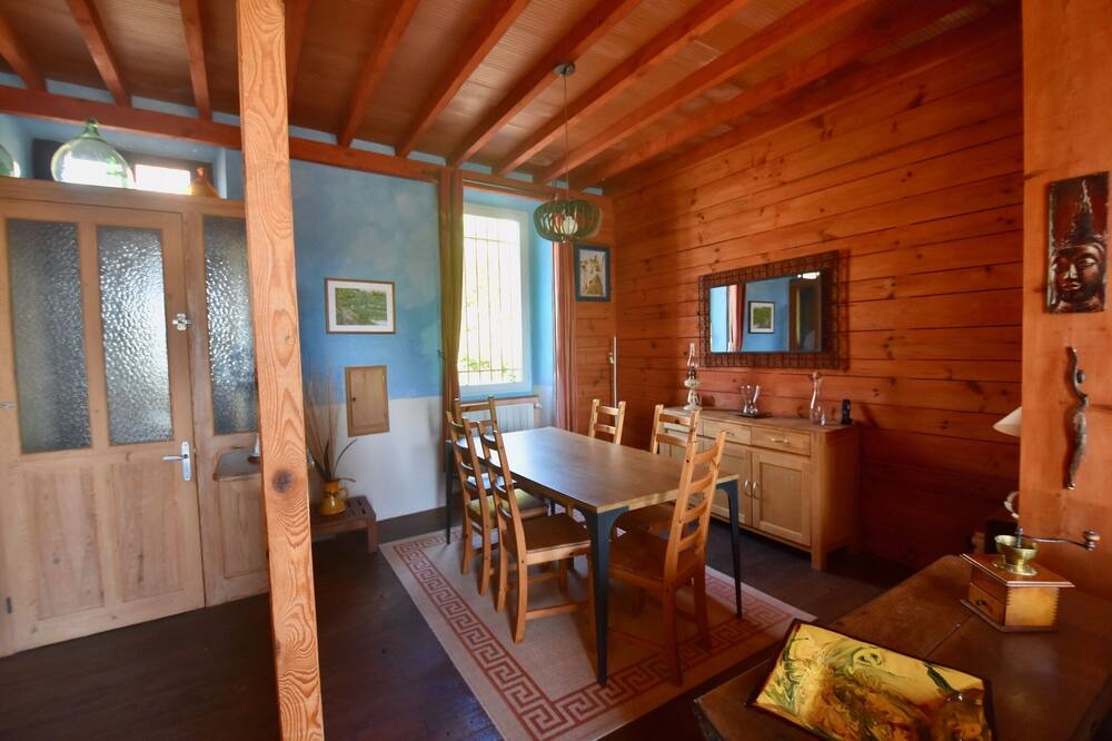 Photo of Livingroom in La Cassaigne