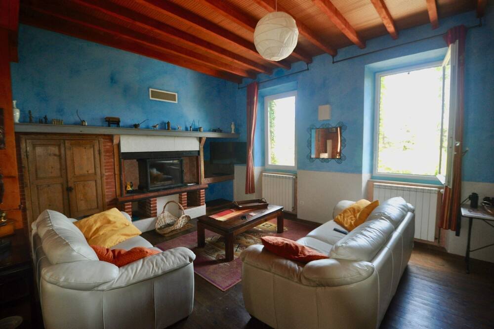 Photo of Livingroom in La Cassaigne