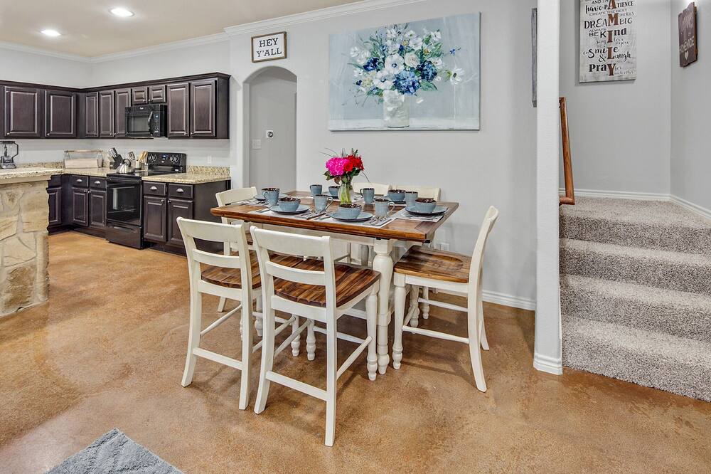 Photo of Kitchen in College Station