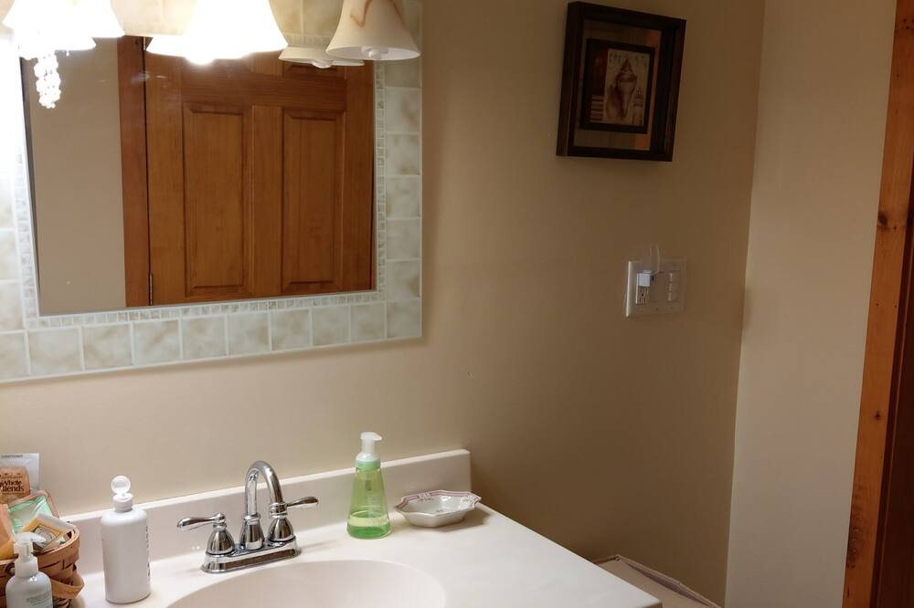 Photo of Bathroom in Franconia