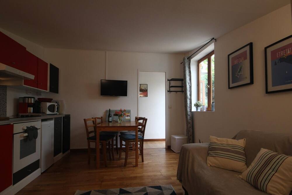 Photo of Livingroom in Bordeaux-Saint-Clair
