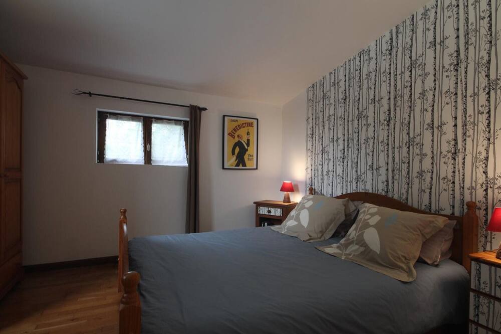 Photo of Bedroom in Bordeaux-Saint-Clair
