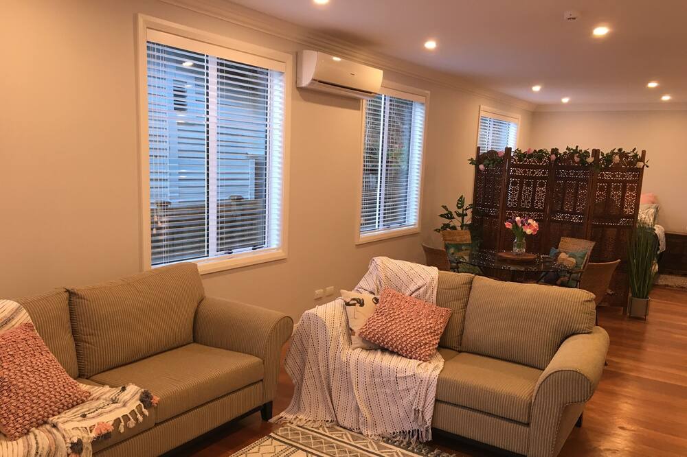 Photo of Others in Arkles Bay