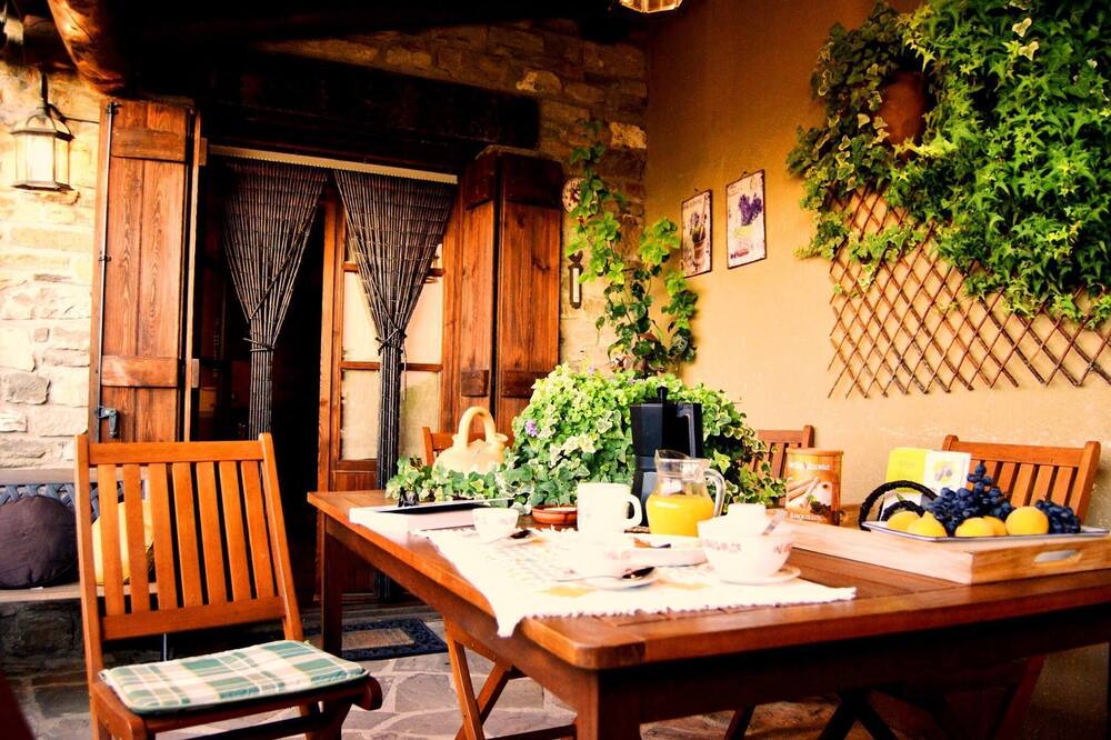 Photo of Patio Balcony in Artieda
