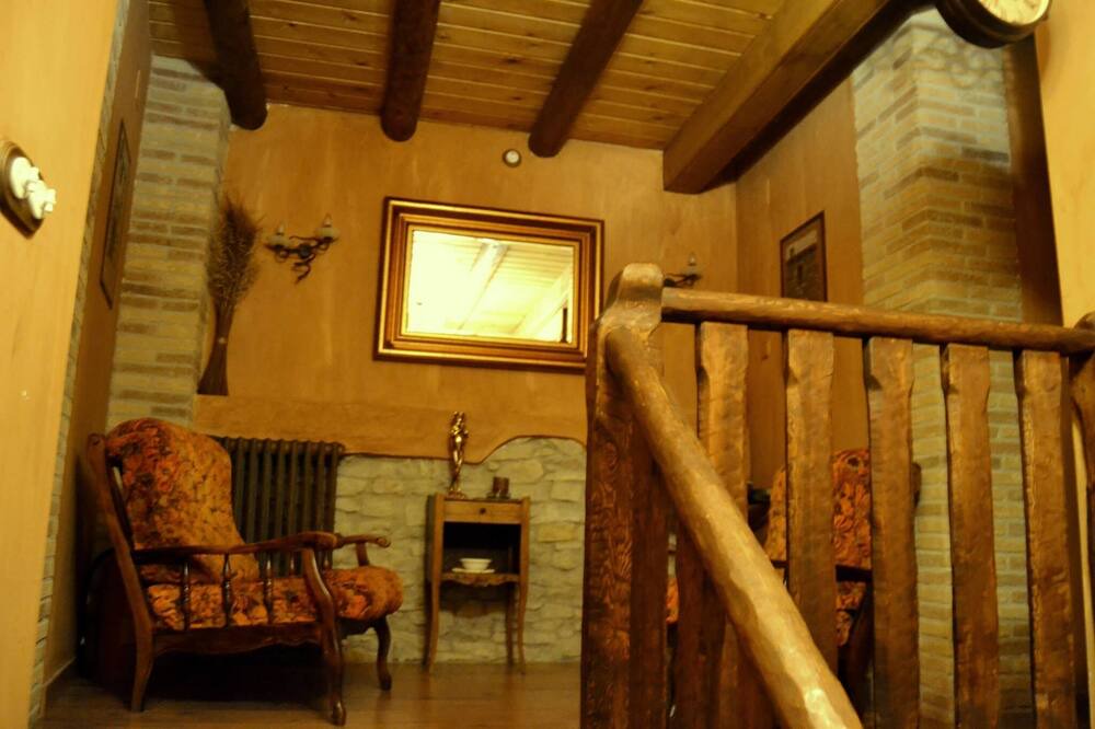 Photo of Livingroom in Artieda