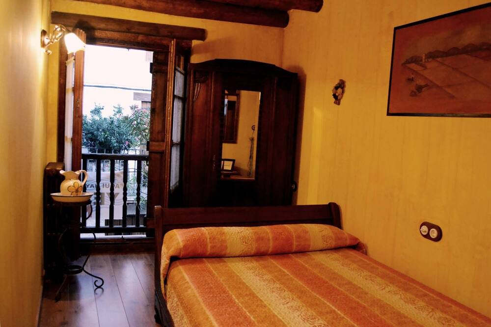 Photo of Bedroom in Artieda