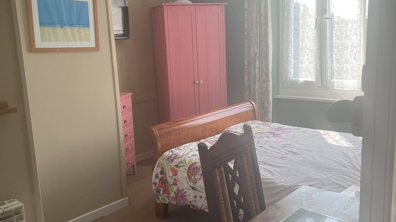 Photo of Bedroom in Glomel