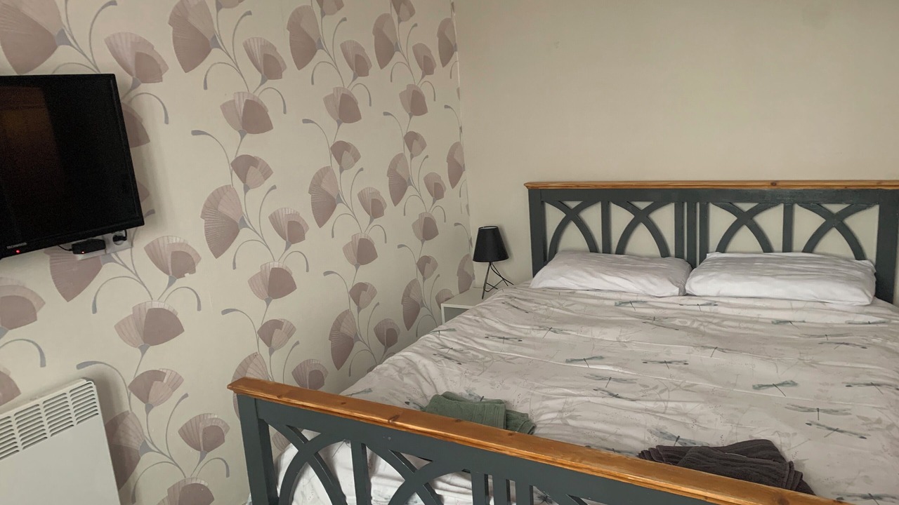 Photo of Bedroom in Glomel