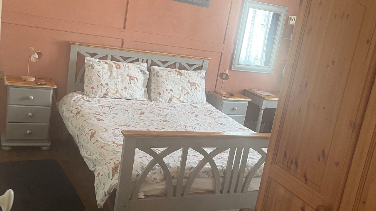 Photo of Bedroom in Glomel