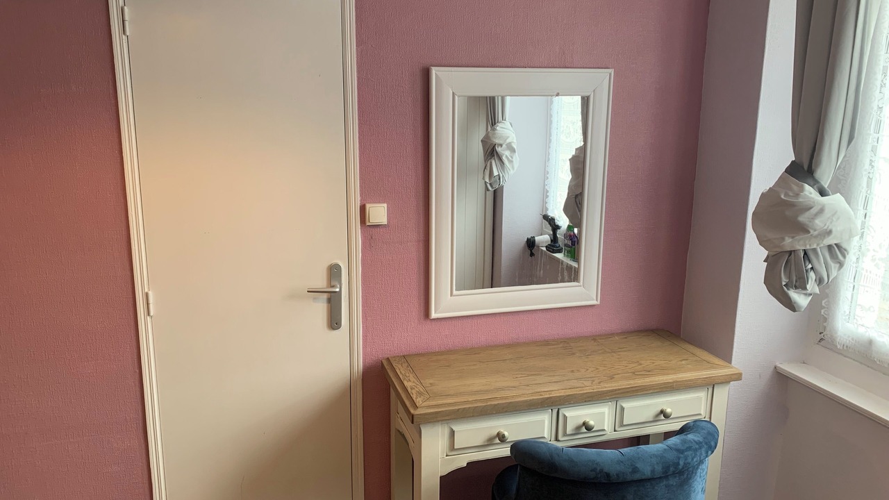 Photo of Bedroom in Glomel