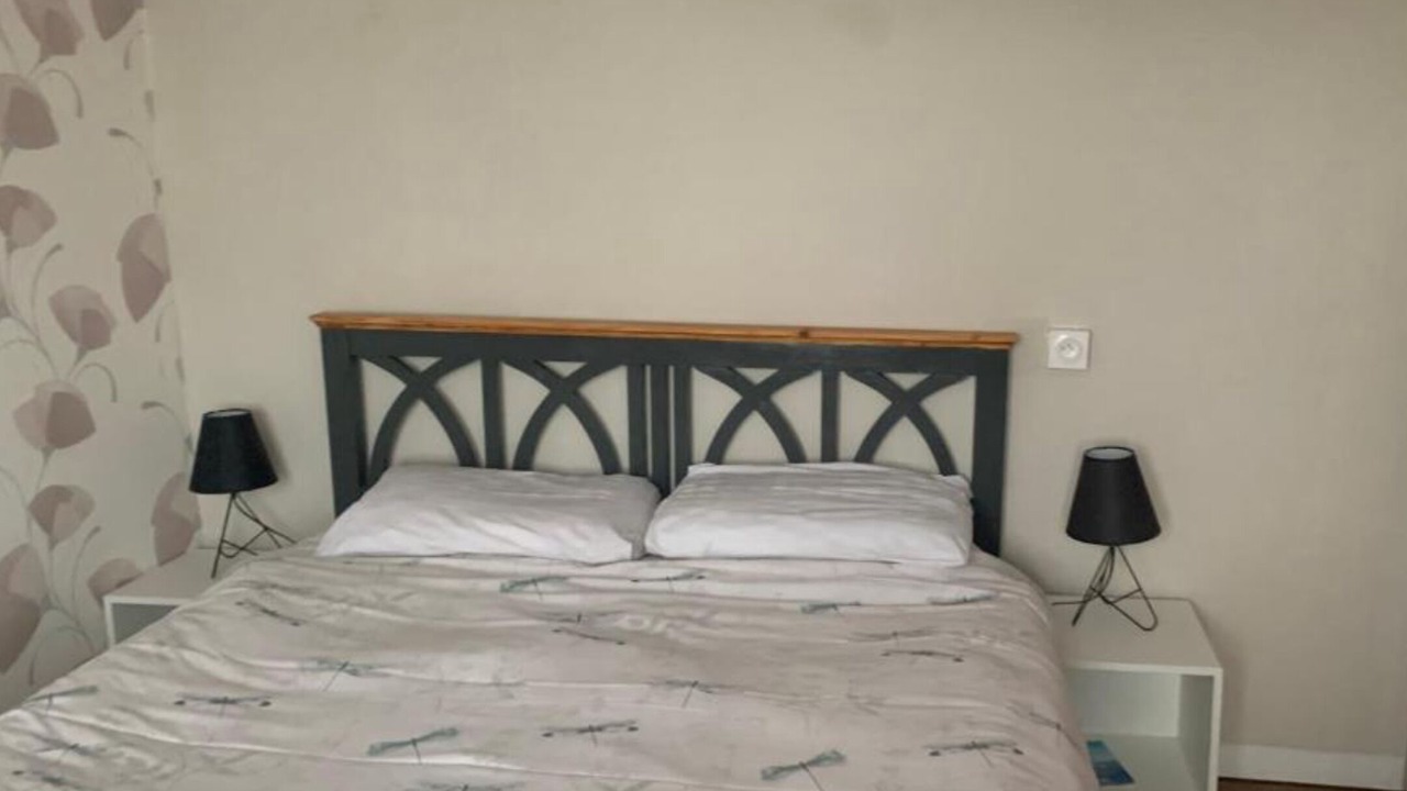 Photo of Bedroom in Glomel