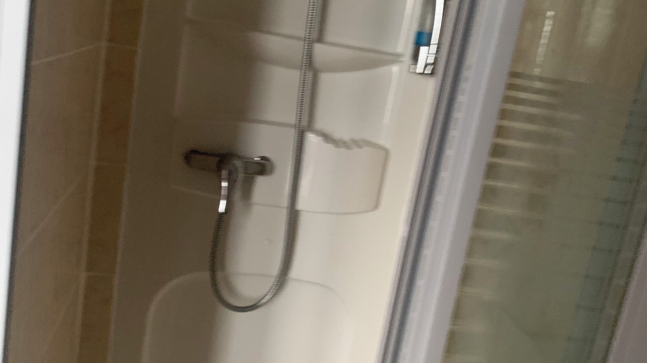 Photo of Bathroom in Glomel