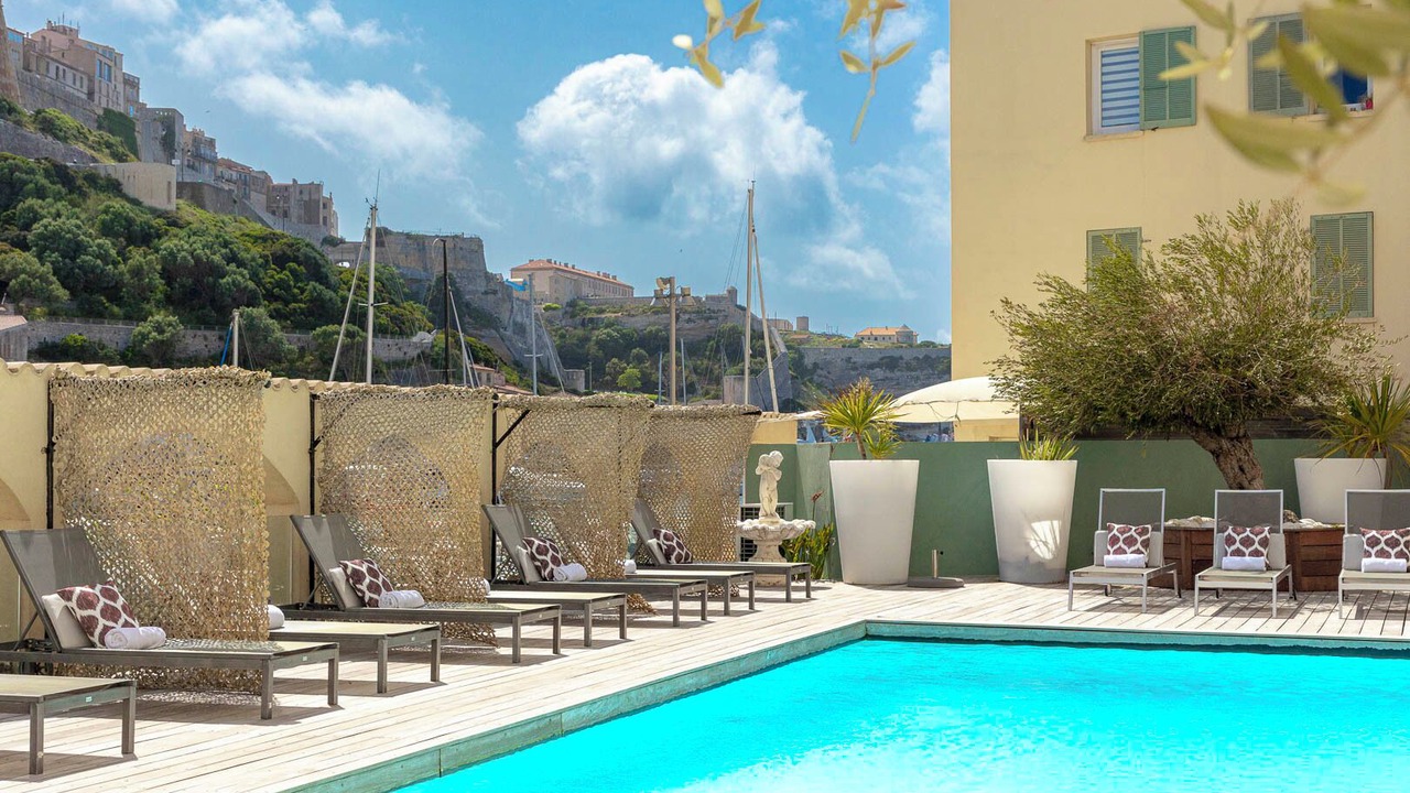 Photo of Outdoor in Bonifacio