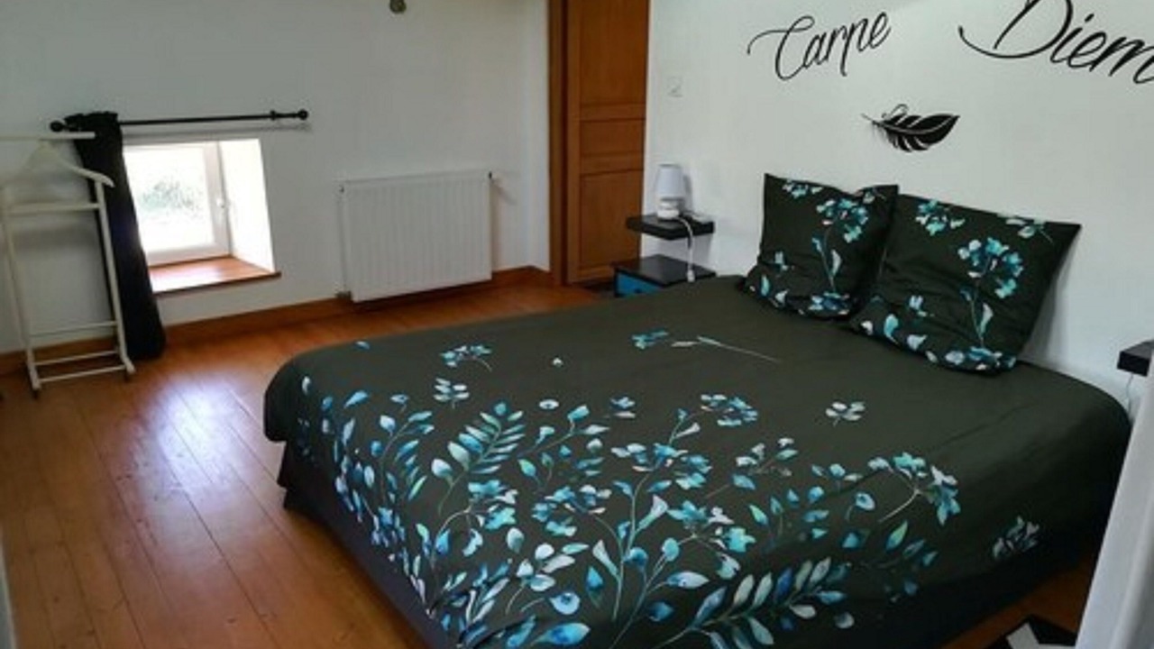 Photo of Bedroom in Tonnay-Boutonne