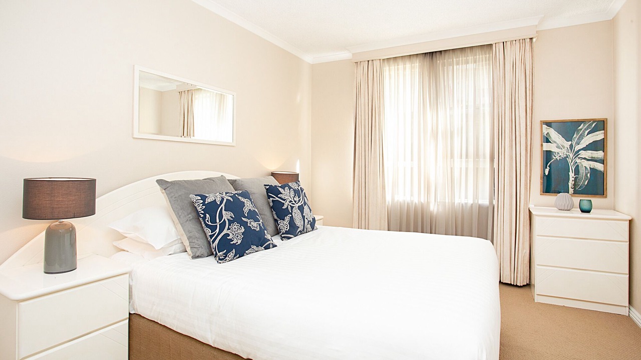 Photo of Others in McMahons Point