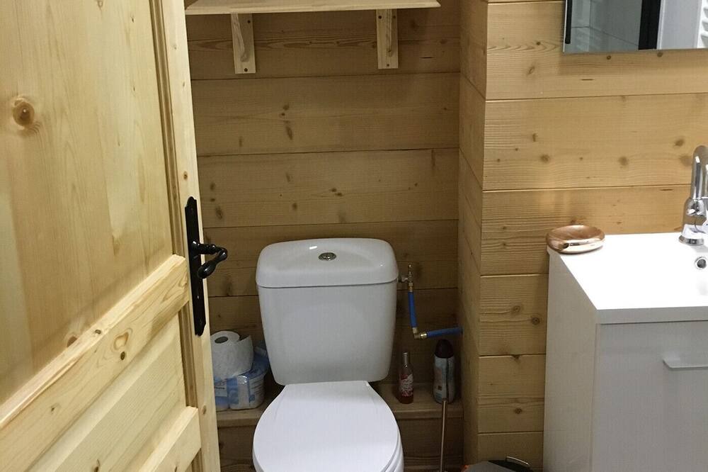 Photo of Bathroom in Genos