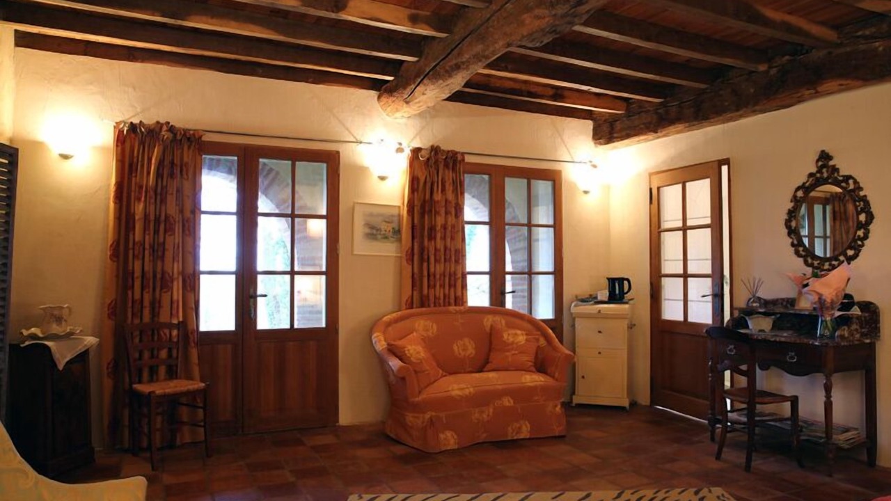 Photo of Livingroom in L'Isle-Jourdain