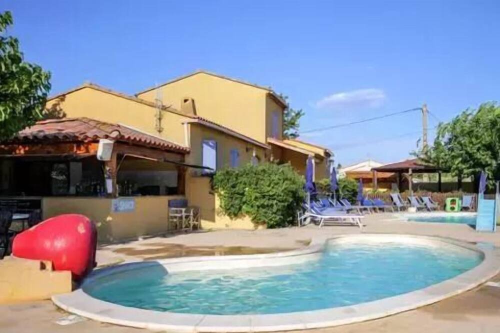 Photo of Outdoor in Courthezon