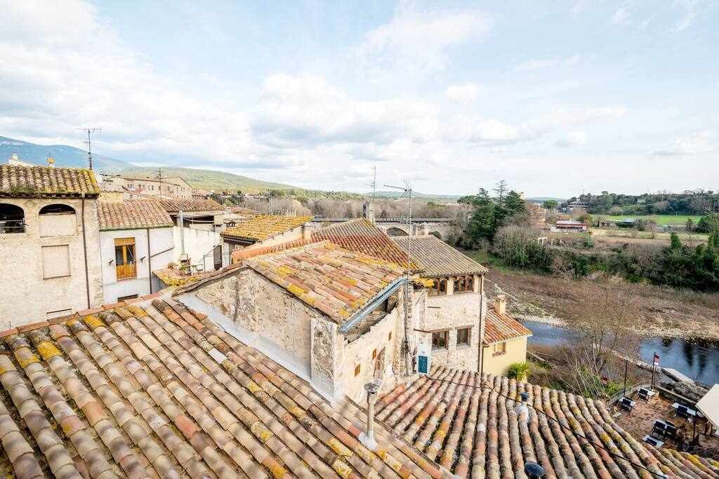 Photo of Outdoor in Besalu