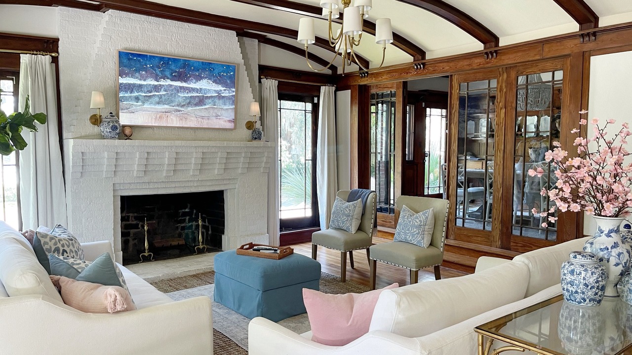 Photo of Livingroom in Midtown