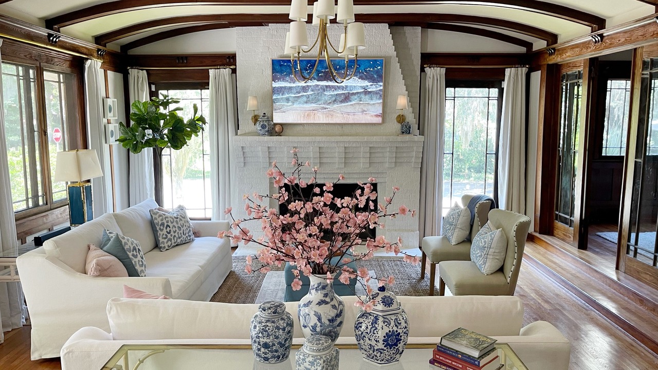 Photo of Livingroom in Midtown