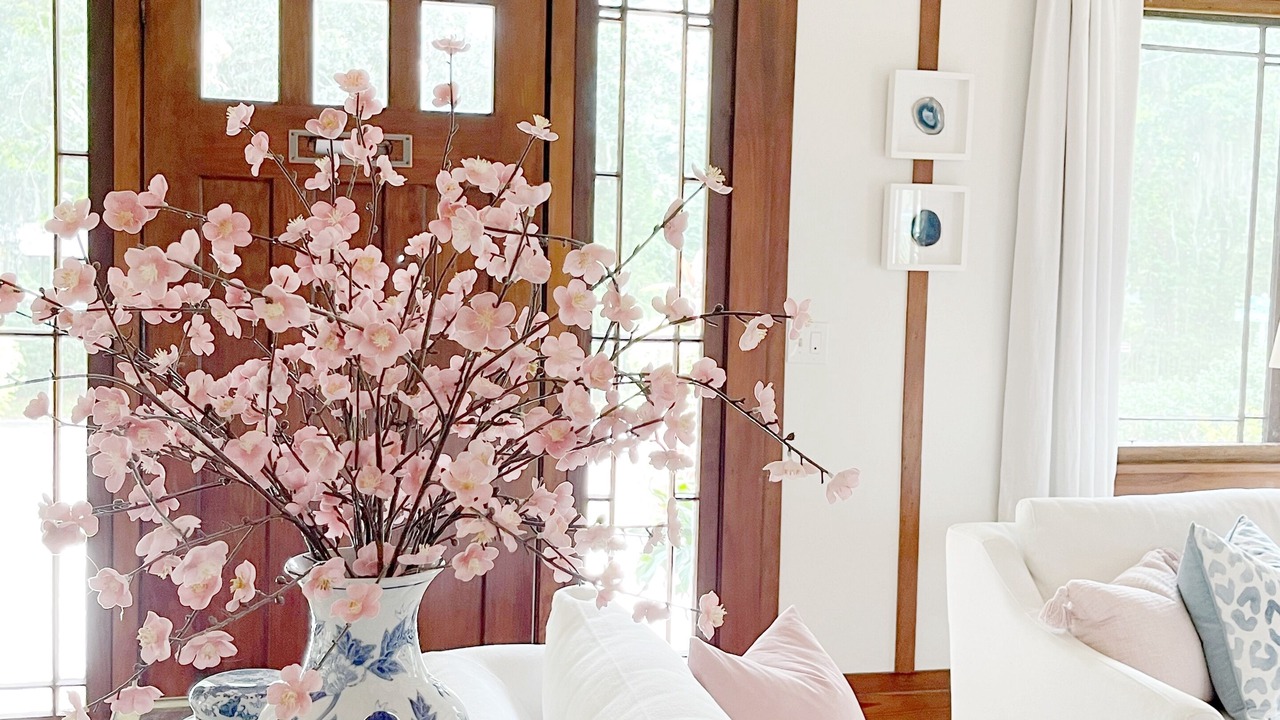 Photo of Livingroom in Midtown