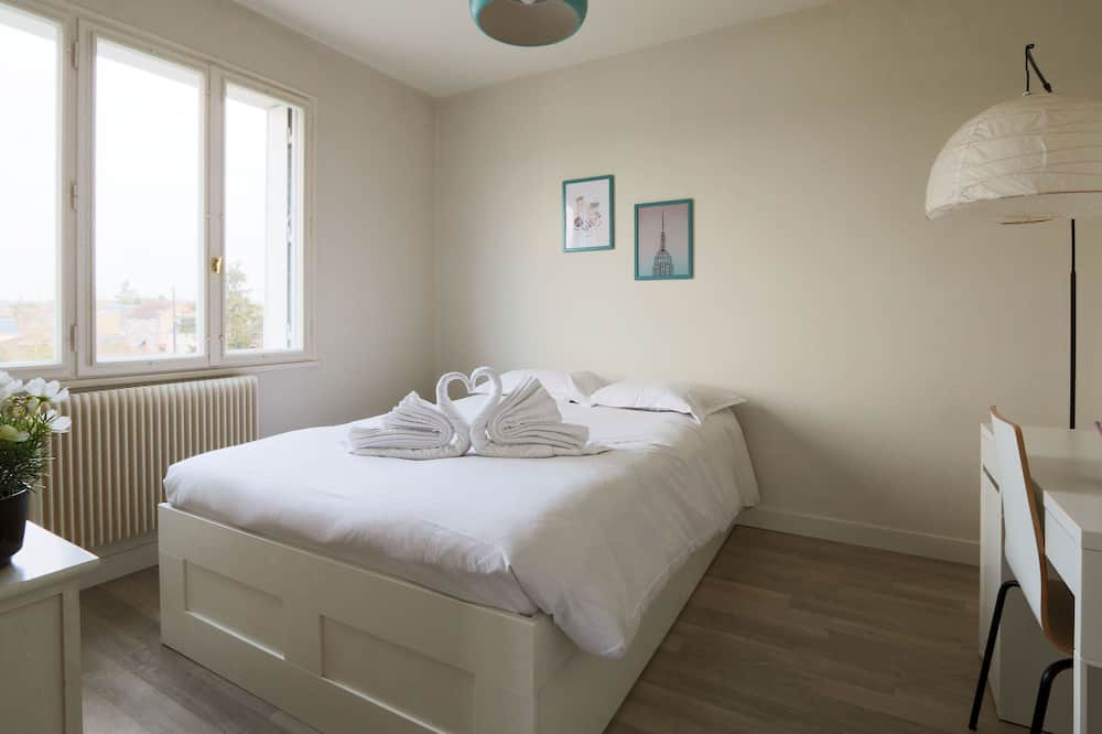 Photo of Bedroom in Saint-Pierre-des-Corps