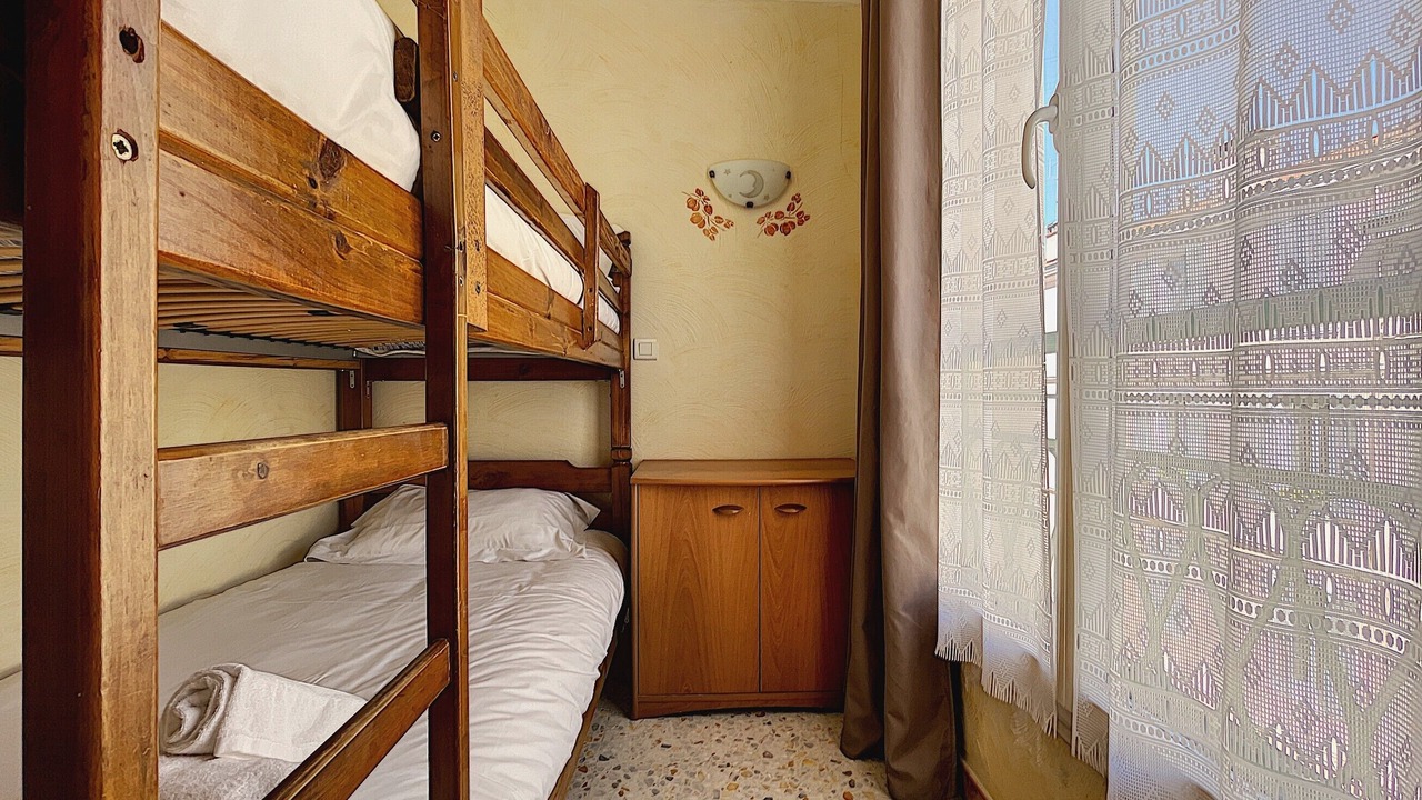 Photo of Bedroom in Golfe Juan