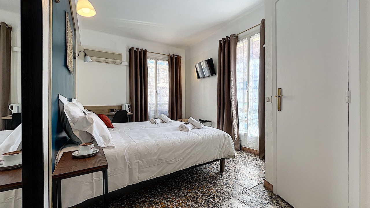 Photo of Bedroom in Golfe Juan