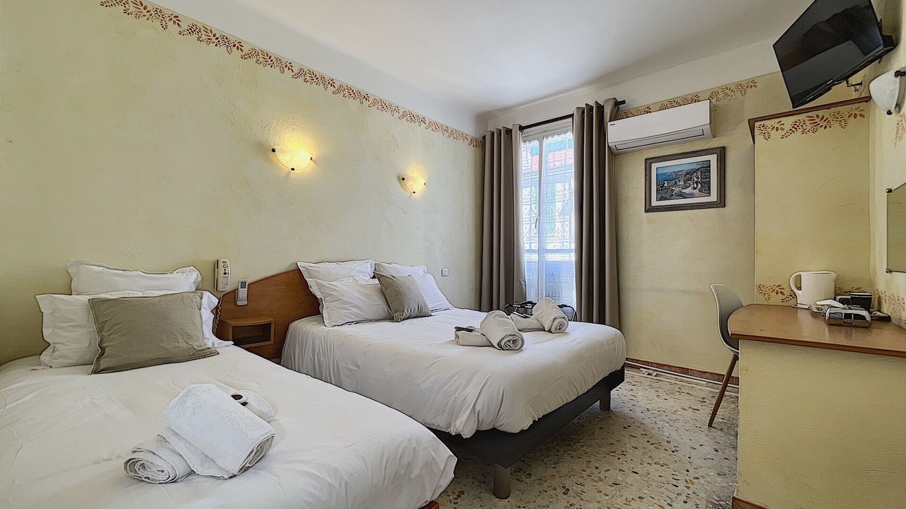 Photo of Bedroom in Golfe Juan