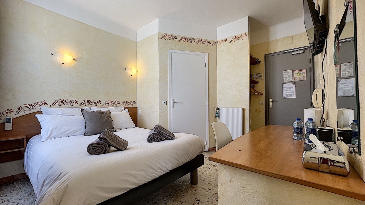 Photo of Bedroom in Golfe Juan