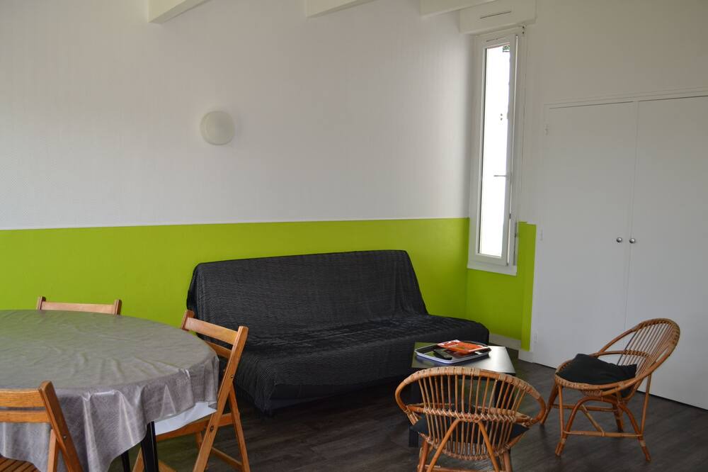 Photo of Livingroom in Verruyes