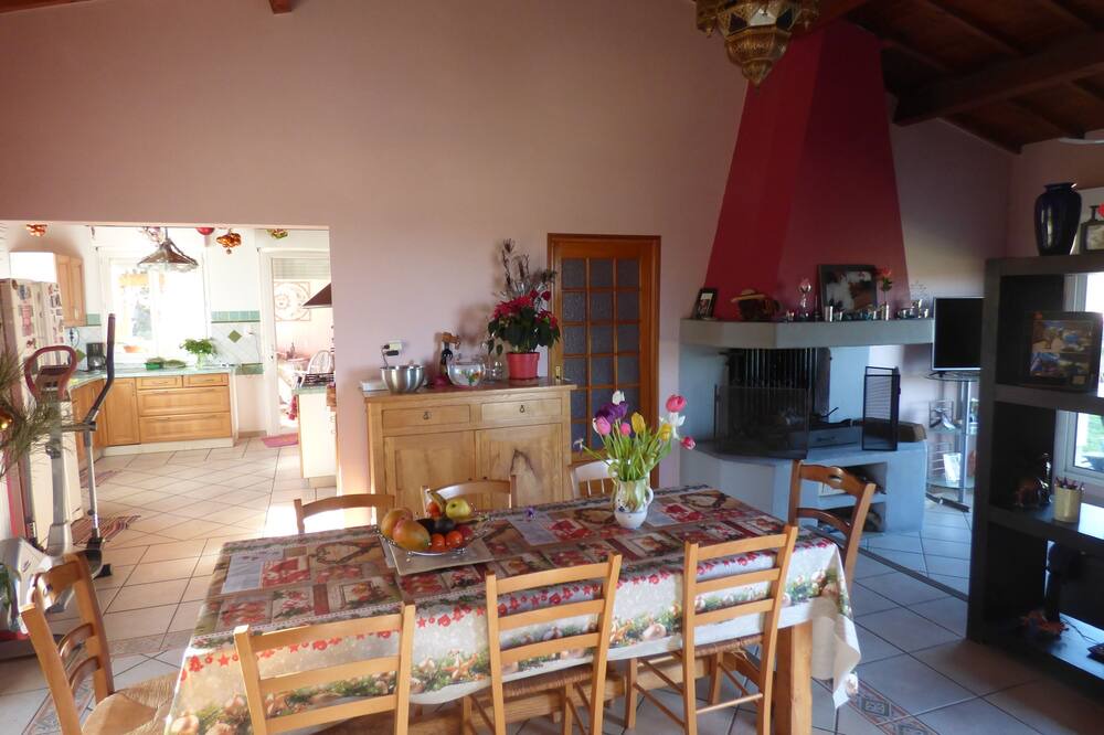 Photo of Kitchen in Tournissan