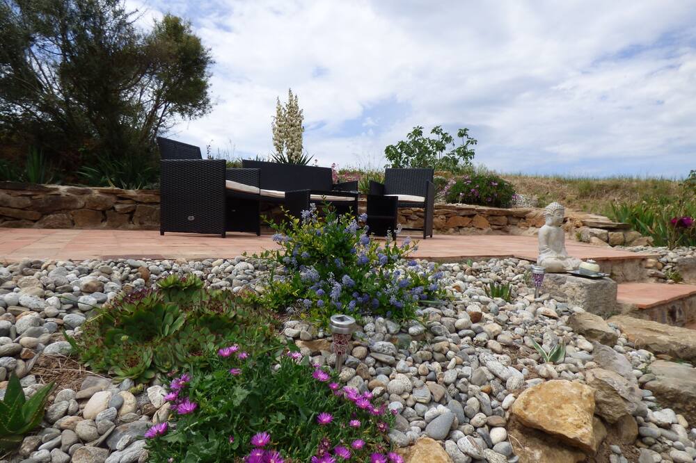 Photo of Outdoor in Tournissan