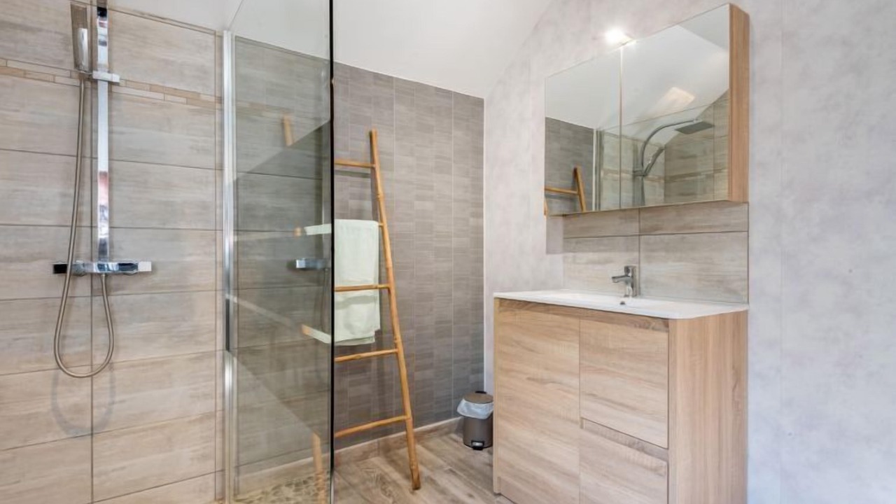 Photo of Bathroom in La Haye-d'Ectot