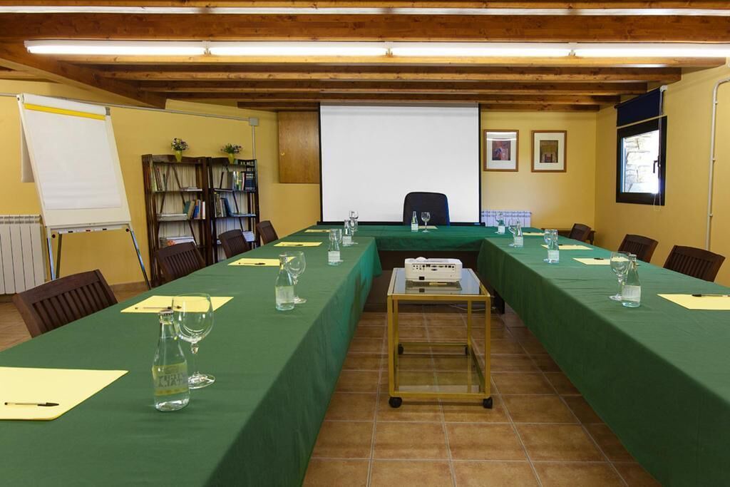 Photo of Others in Collmorter