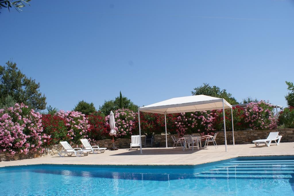 Photo of Outdoor in Collmorter
