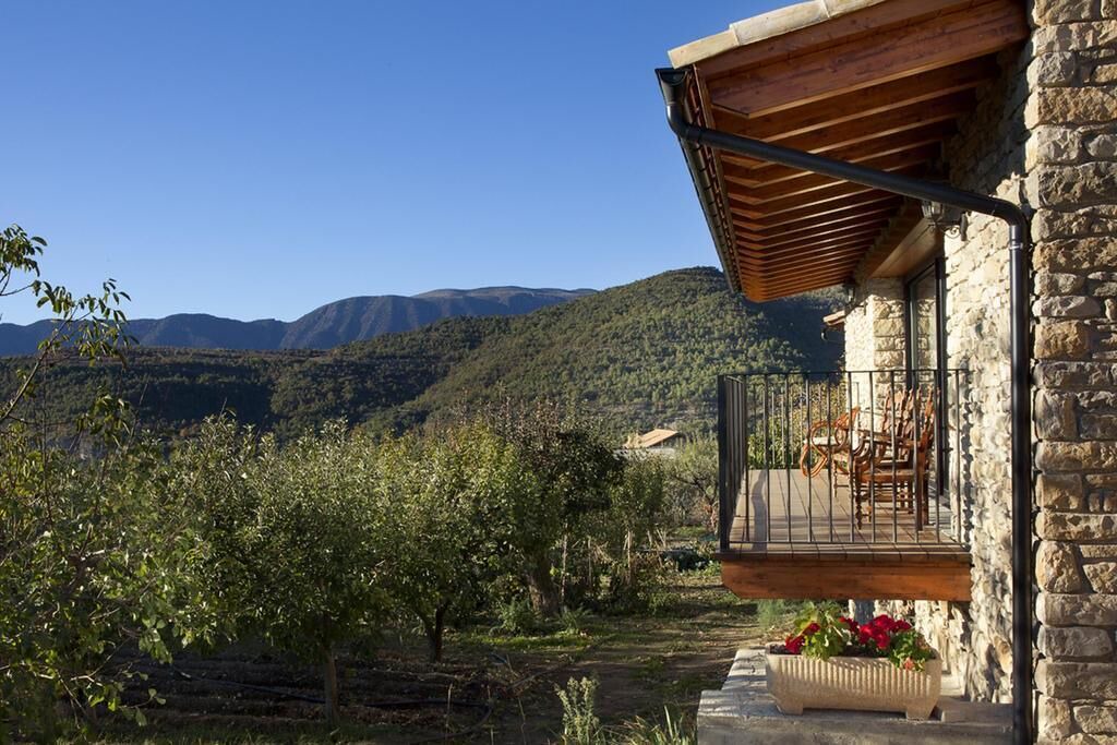 Photo of Outdoor in Collmorter