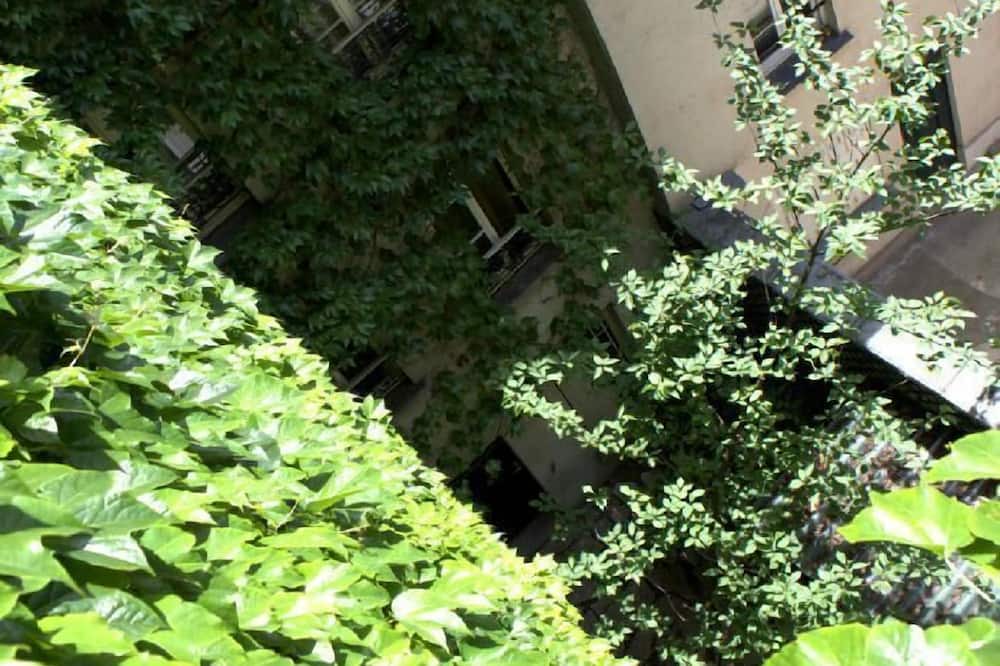 Photo of Outdoor in Arsenal