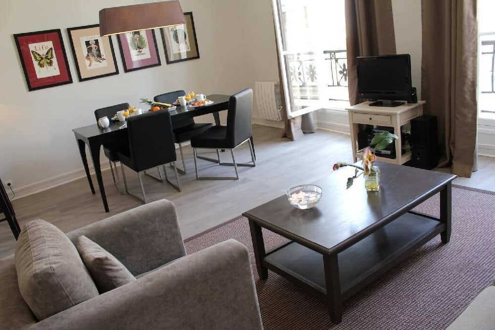 Photo of Livingroom in Arsenal