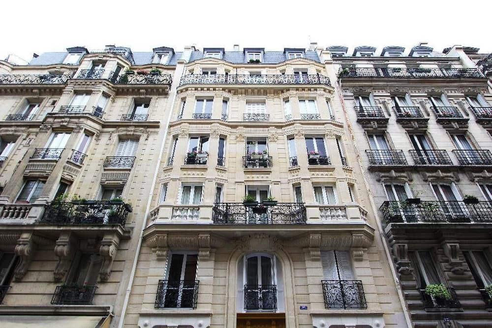Photo of Outdoor in Ternes
